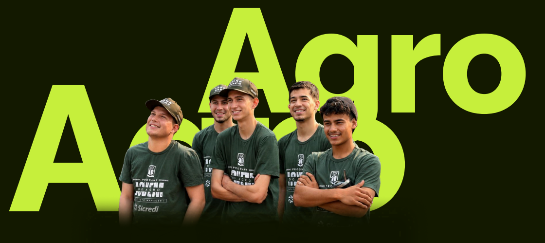 Equipe de jovens formados pelo programa Jovem do Agro